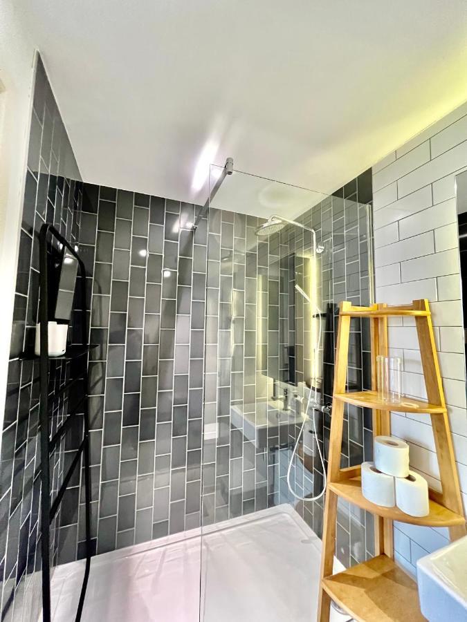 Luxury 2 Bedroom 2 Bathroom Apartment - London City Airport Exterior photo